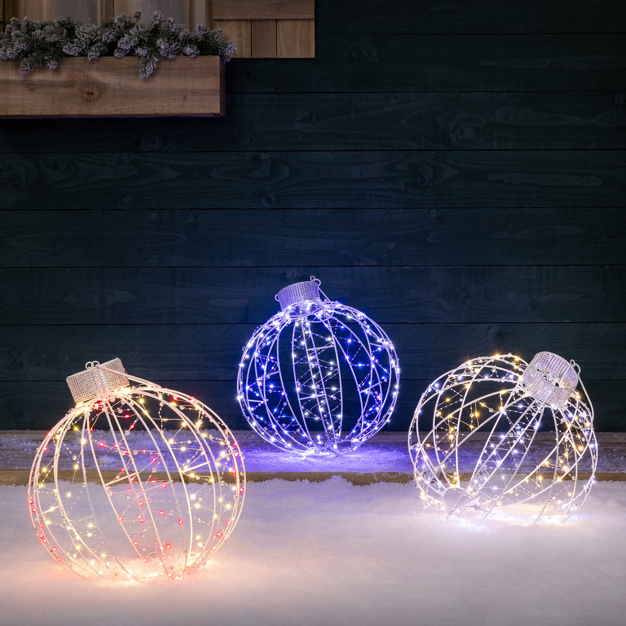 3D Light Up Christmas Bauble (40cm)