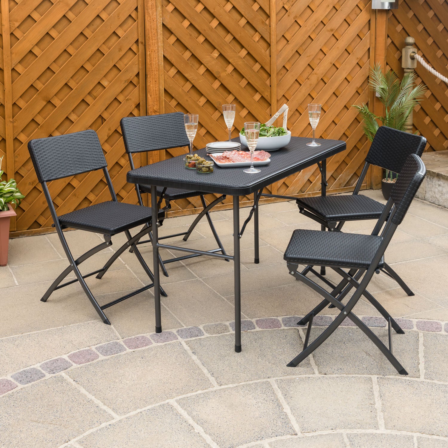 Rattan Effect 4 Seater Dining Set (4ft)