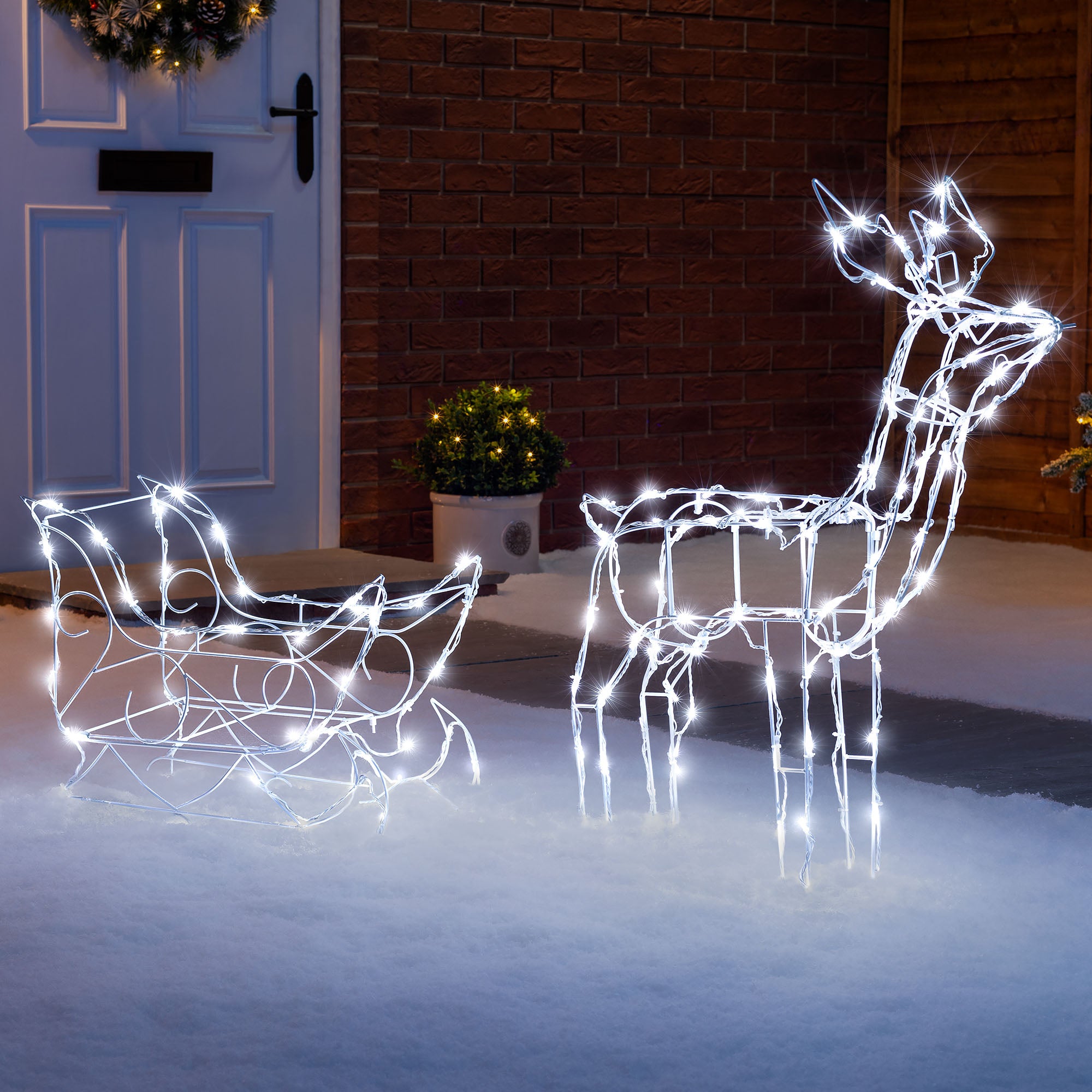 Wire Light Up Reindeer & Sleigh (2m)