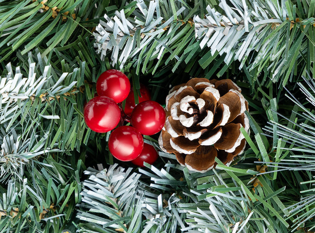 Pine Cones & Red Berries