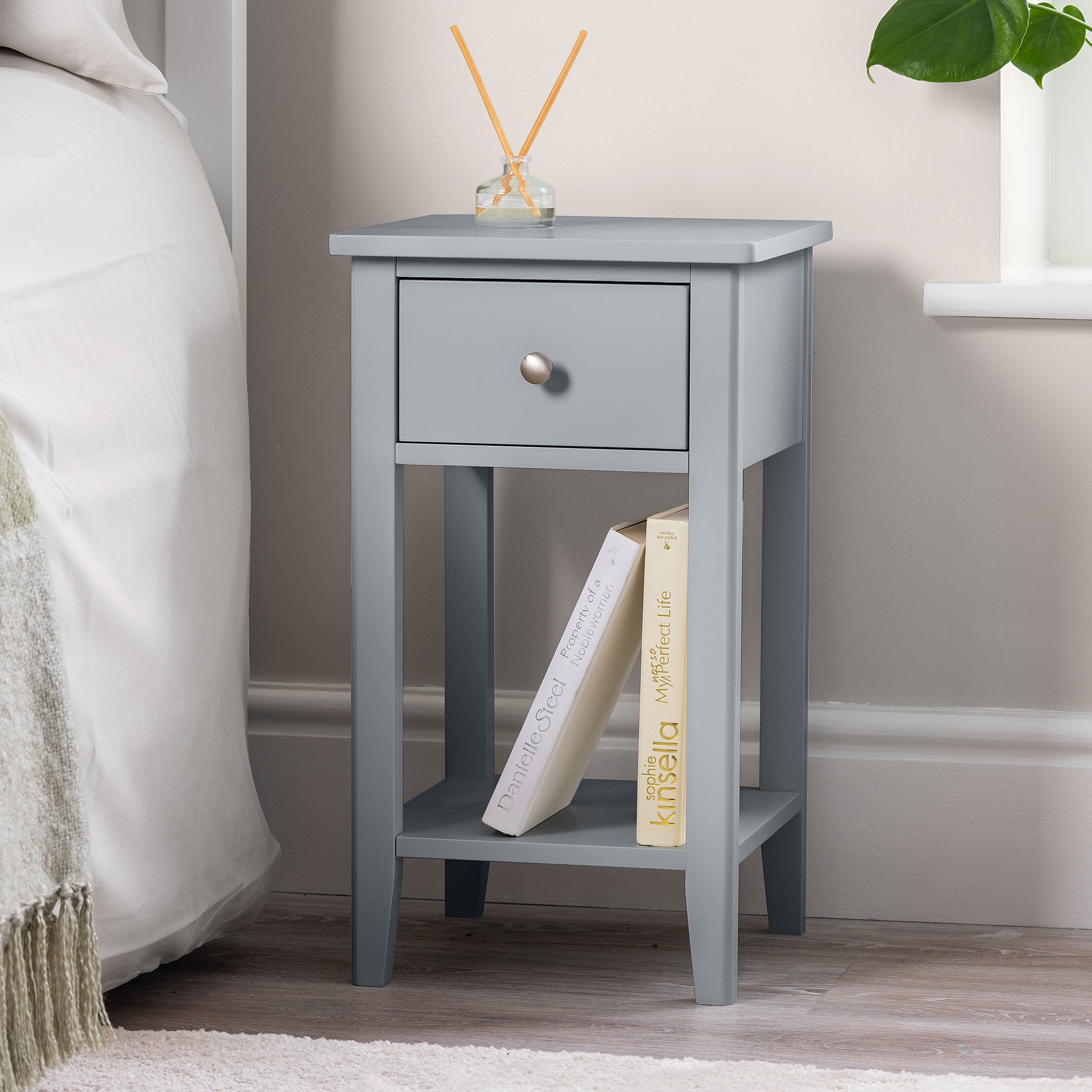 #colour_grey