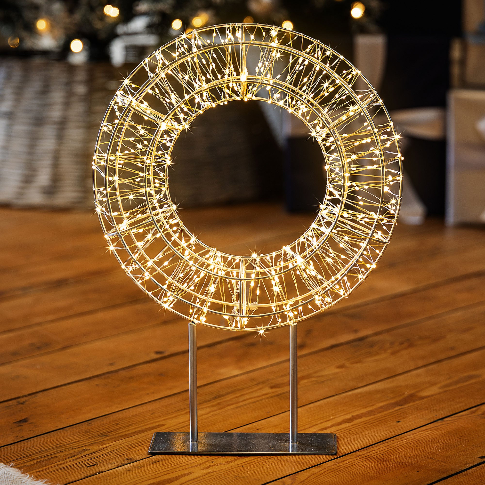 Micro LED Christmas Wreath with Stand
