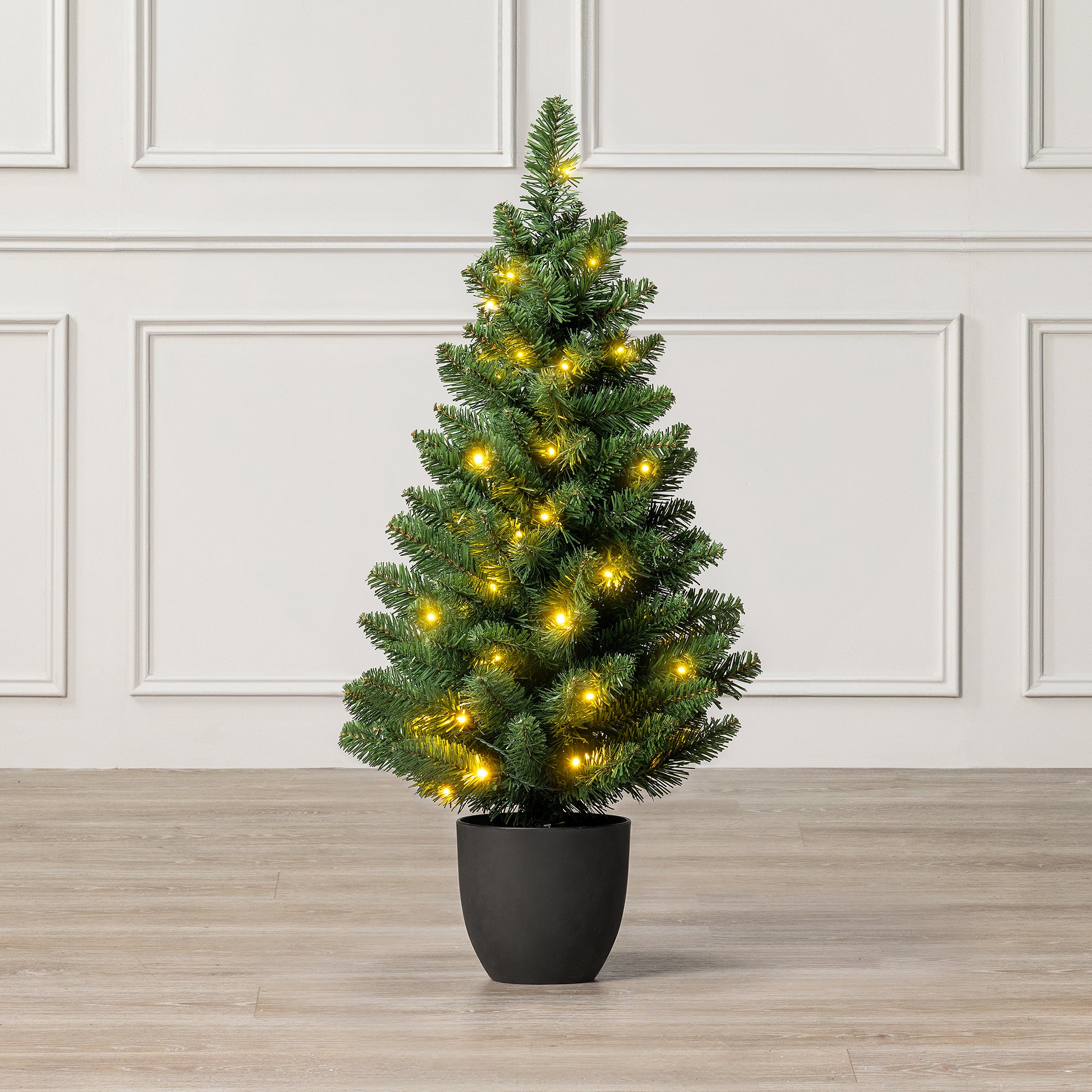 Pre-Lit Avila Spruce Christmas Tree