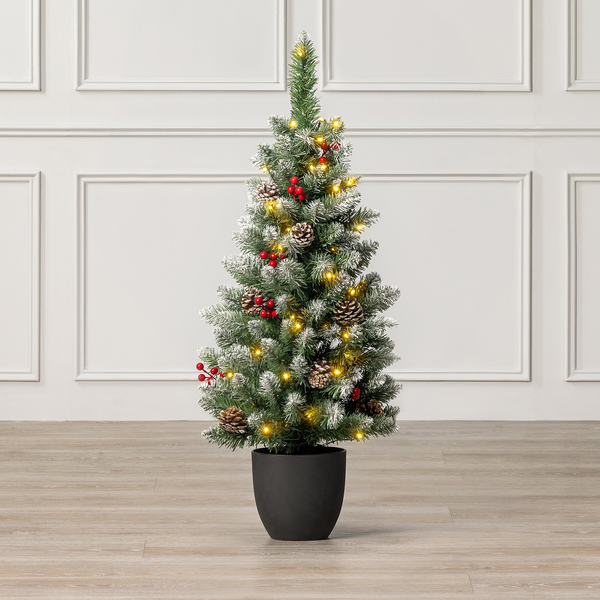 Pre-Lit Pine Cone & Berry Christmas Tree