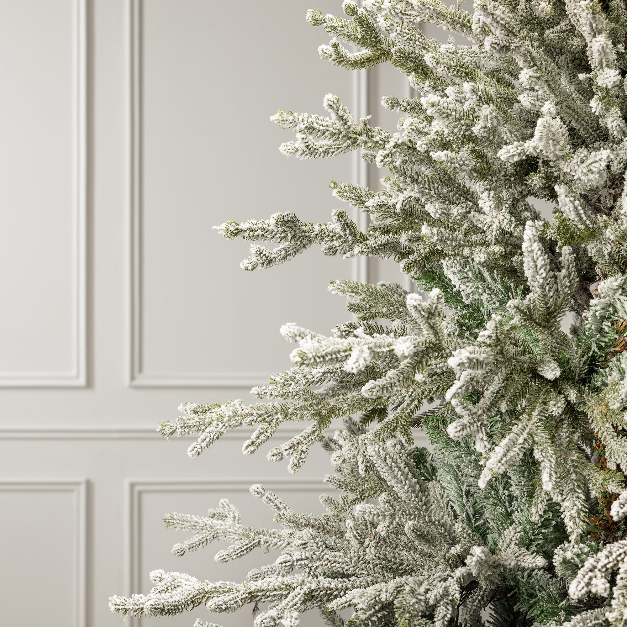 Verbier Fir Flocked Christmas Tree
