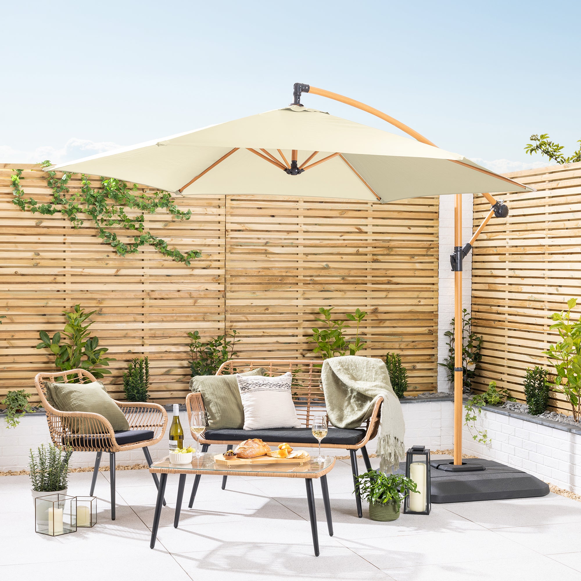 banana frame patio umbrella Wood-Effect Banana Parasol – 3m