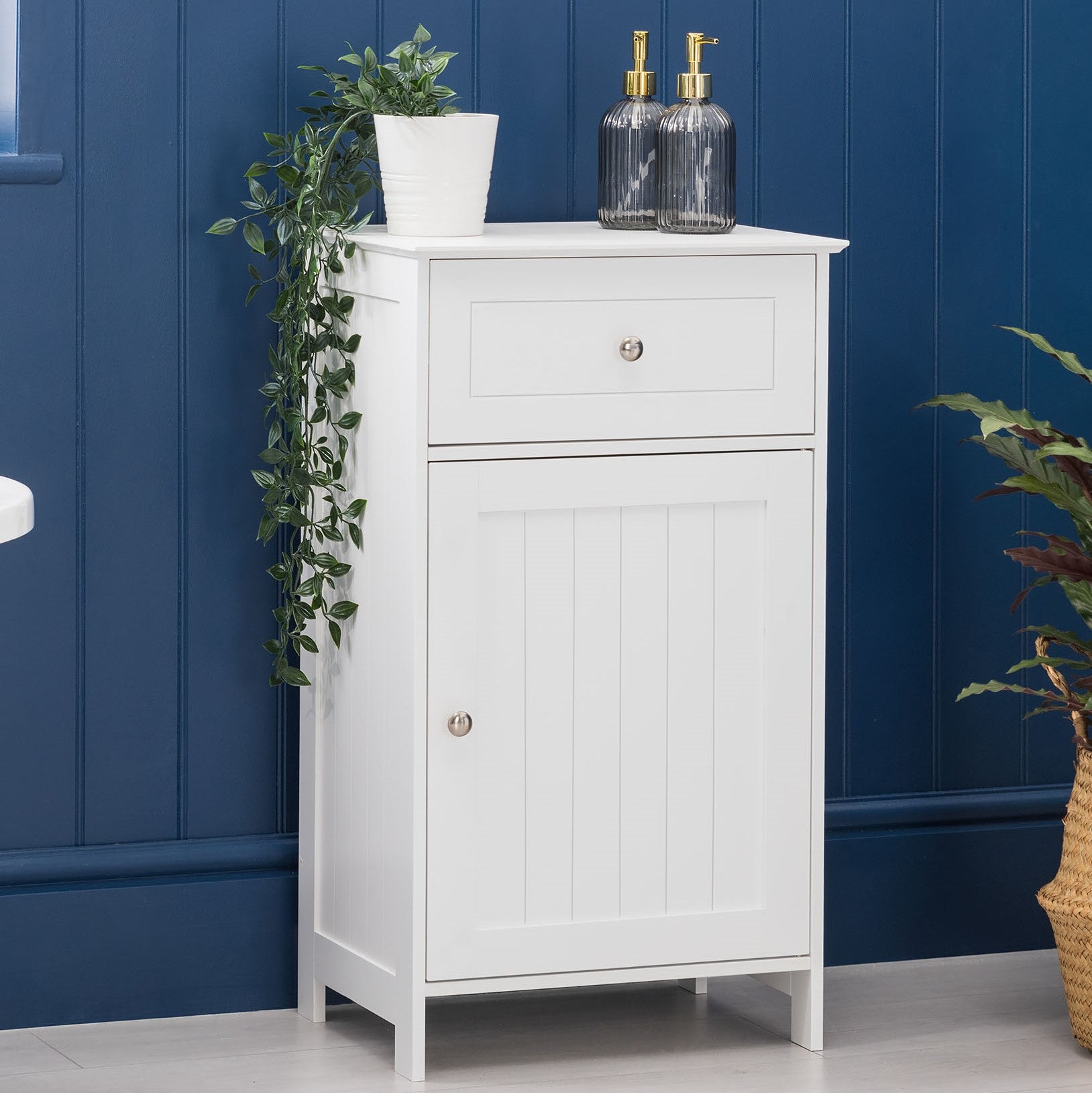 Clovelly White Bathroom Cabinet With Drawer