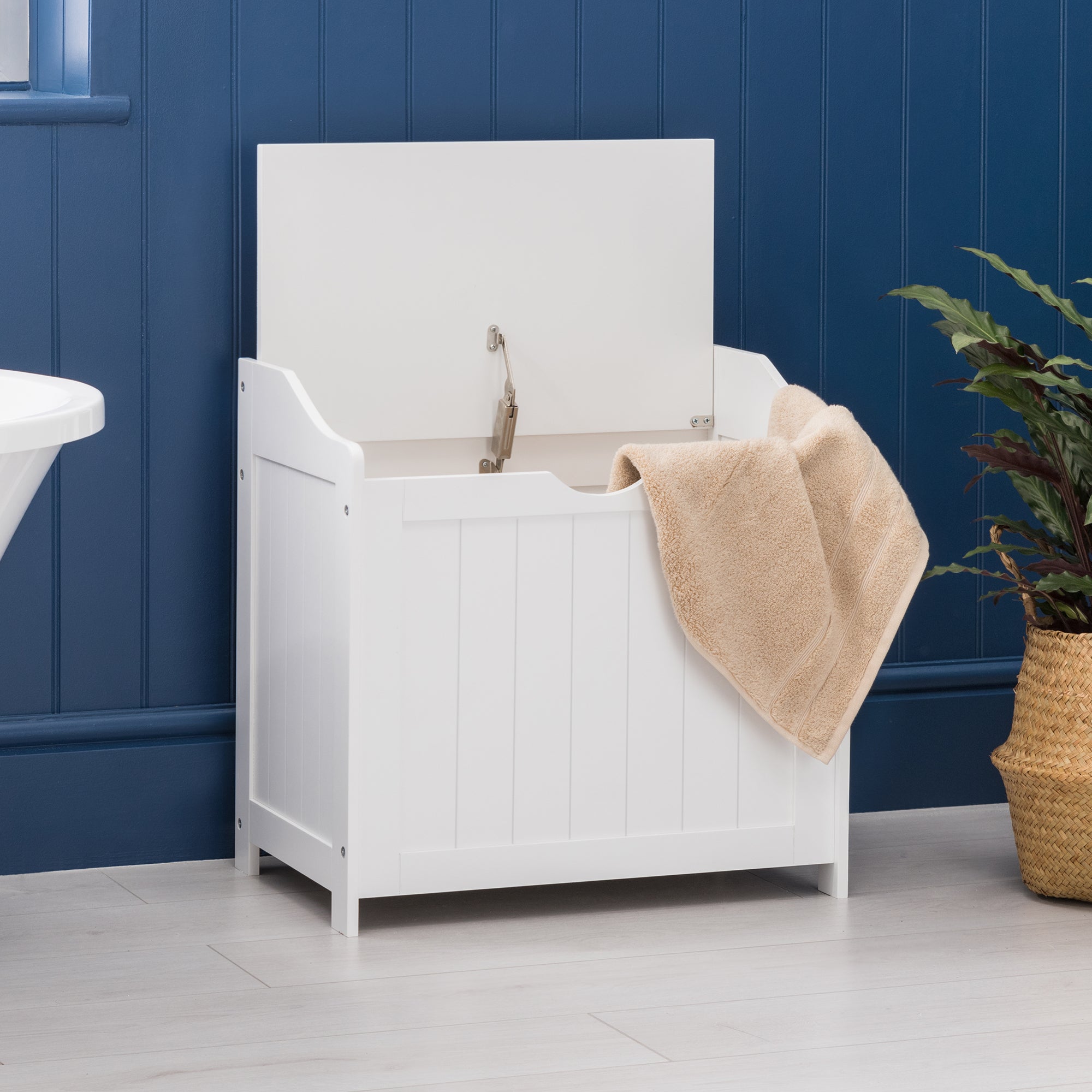 Clovelly White Laundry Box With Lid