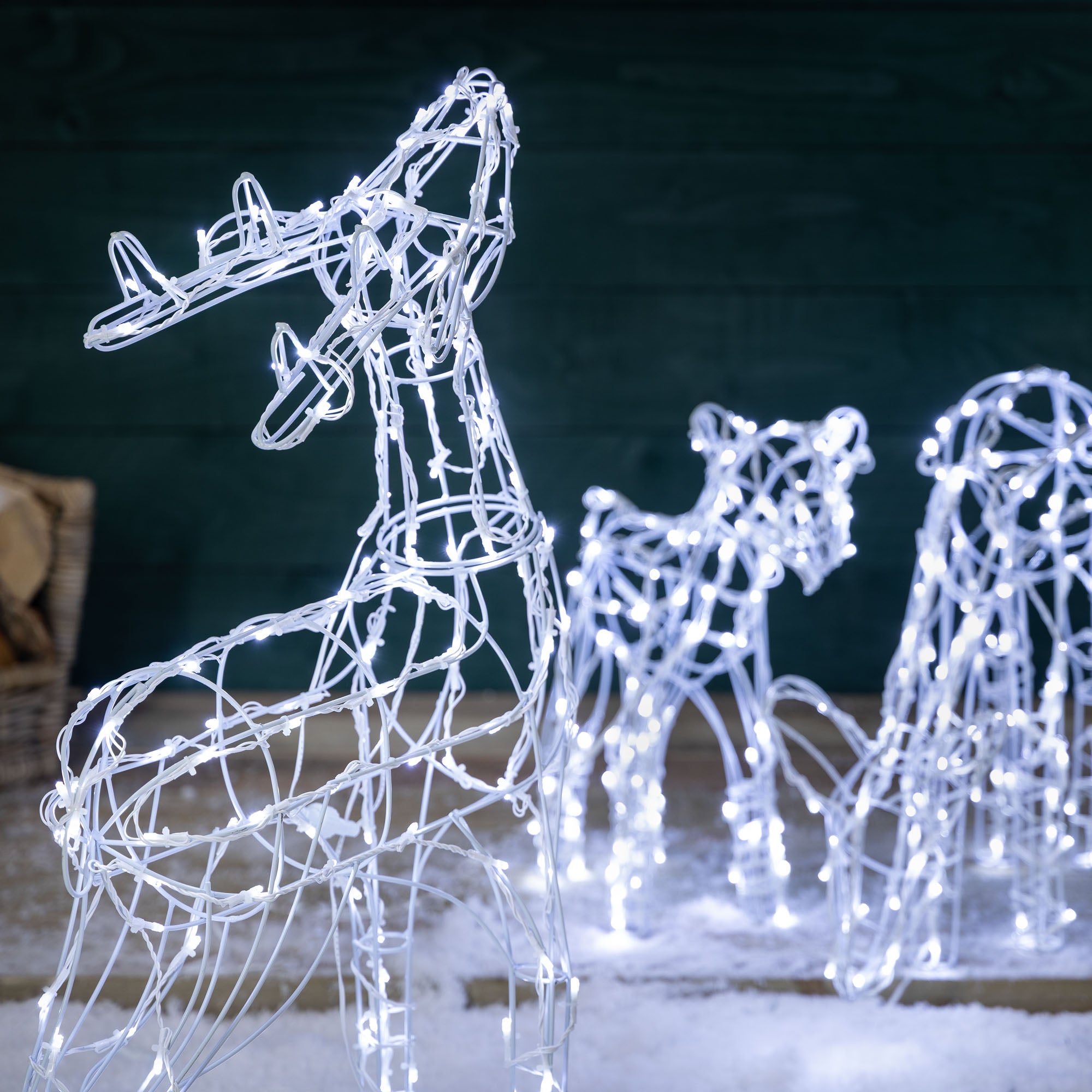 Light Up White Wire Reindeer Family