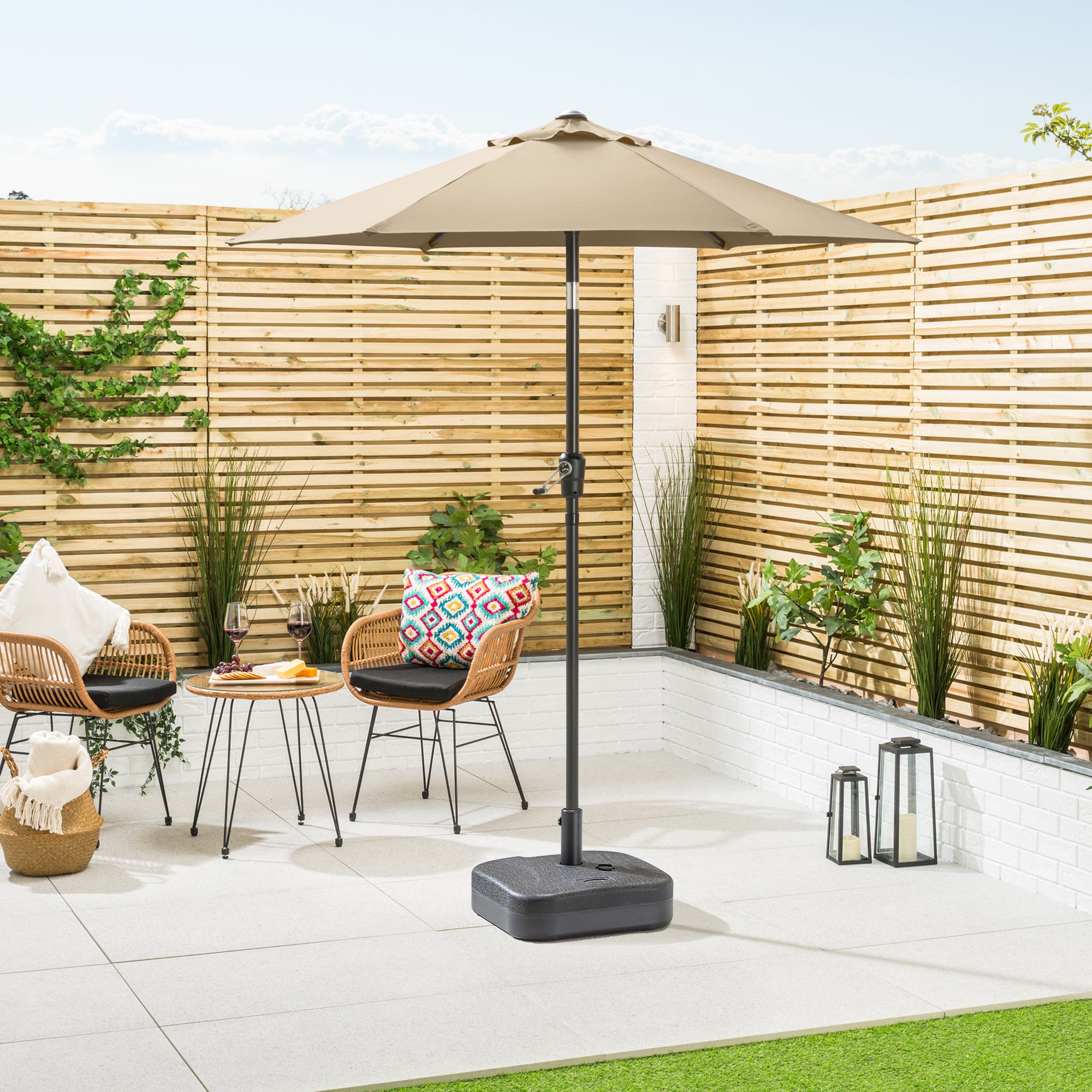 Square Plastic 30kg Parasol Base