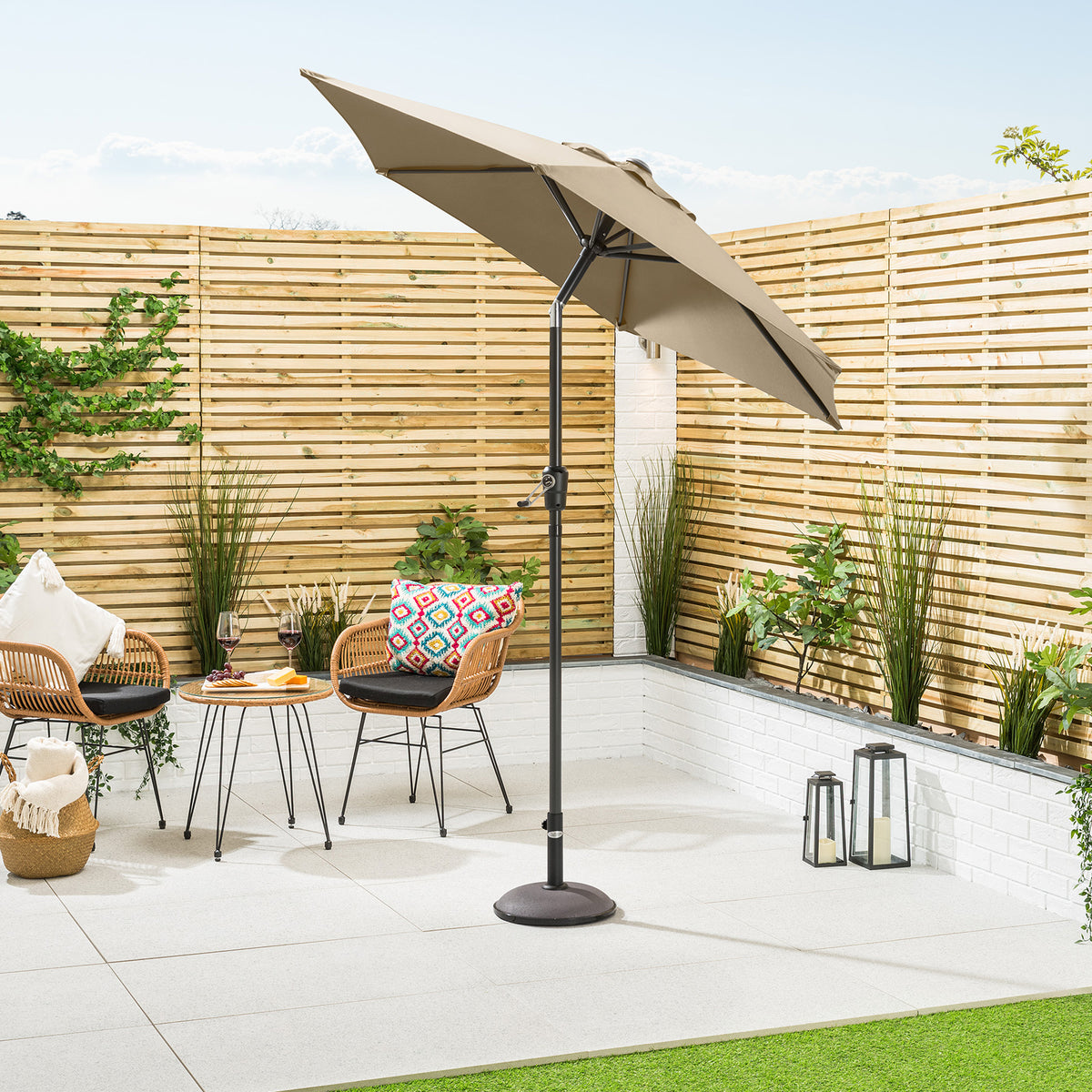 Crank & Tilt Parasol – 2m