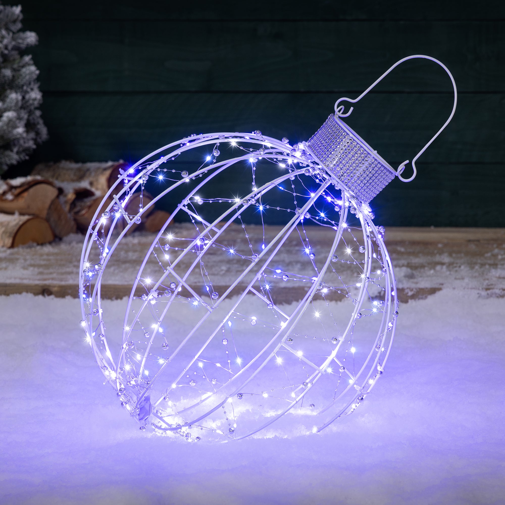 #colour_Blue & White