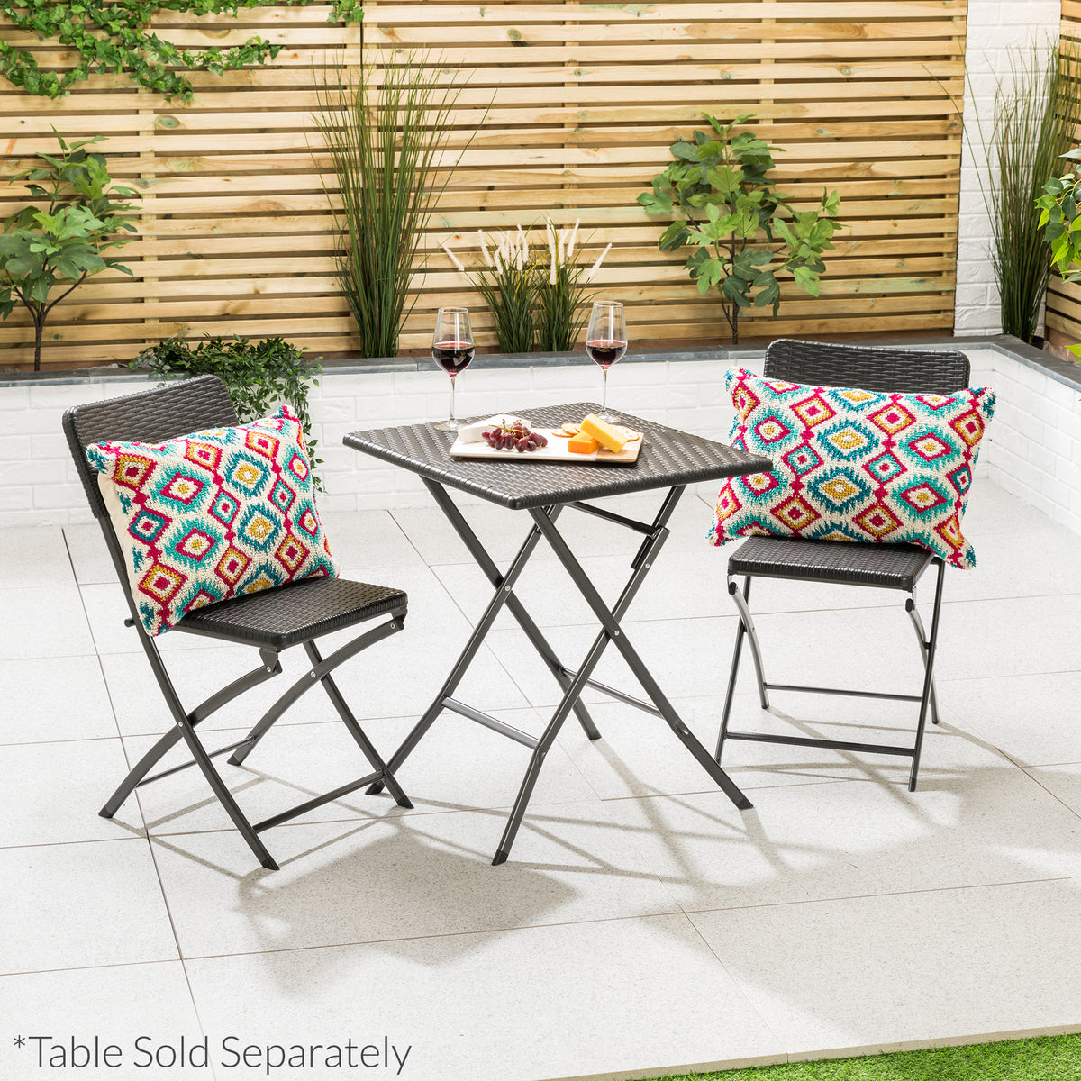 Rattan Effect Folding Garden Chairs – 2 Pack