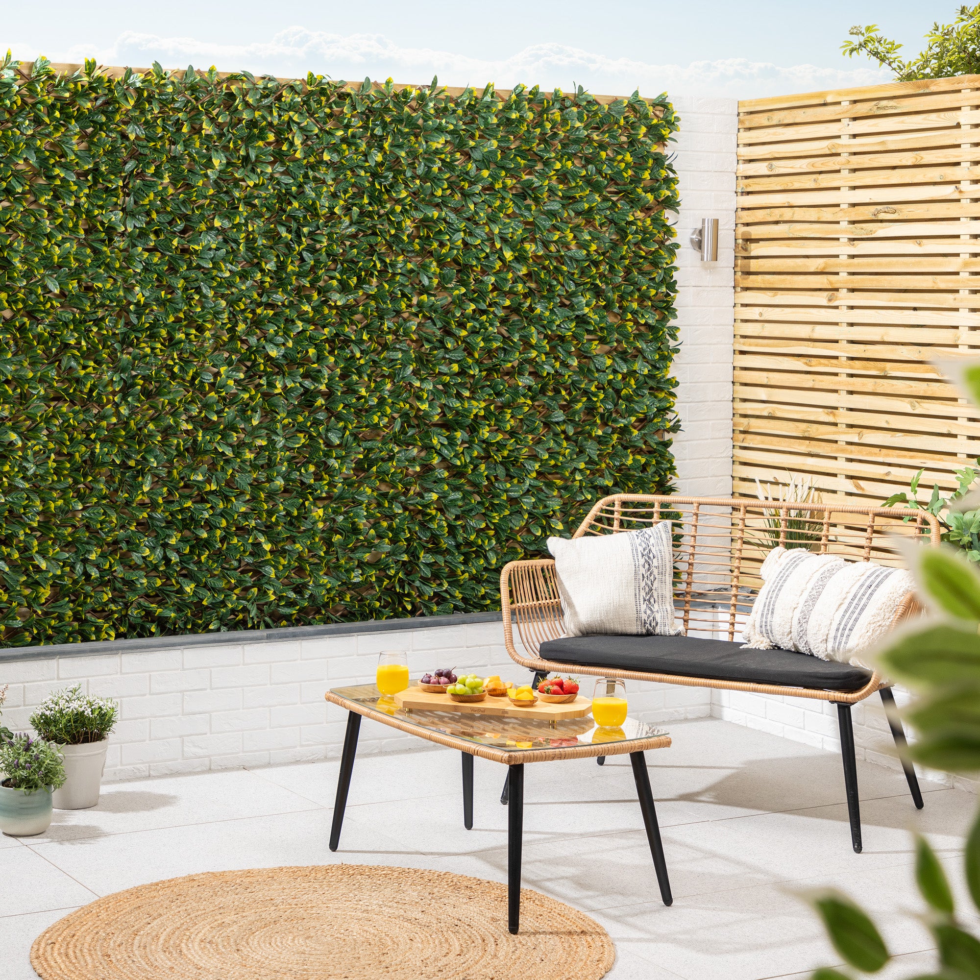 Artificial Laurel Trellis (1m x 2m)