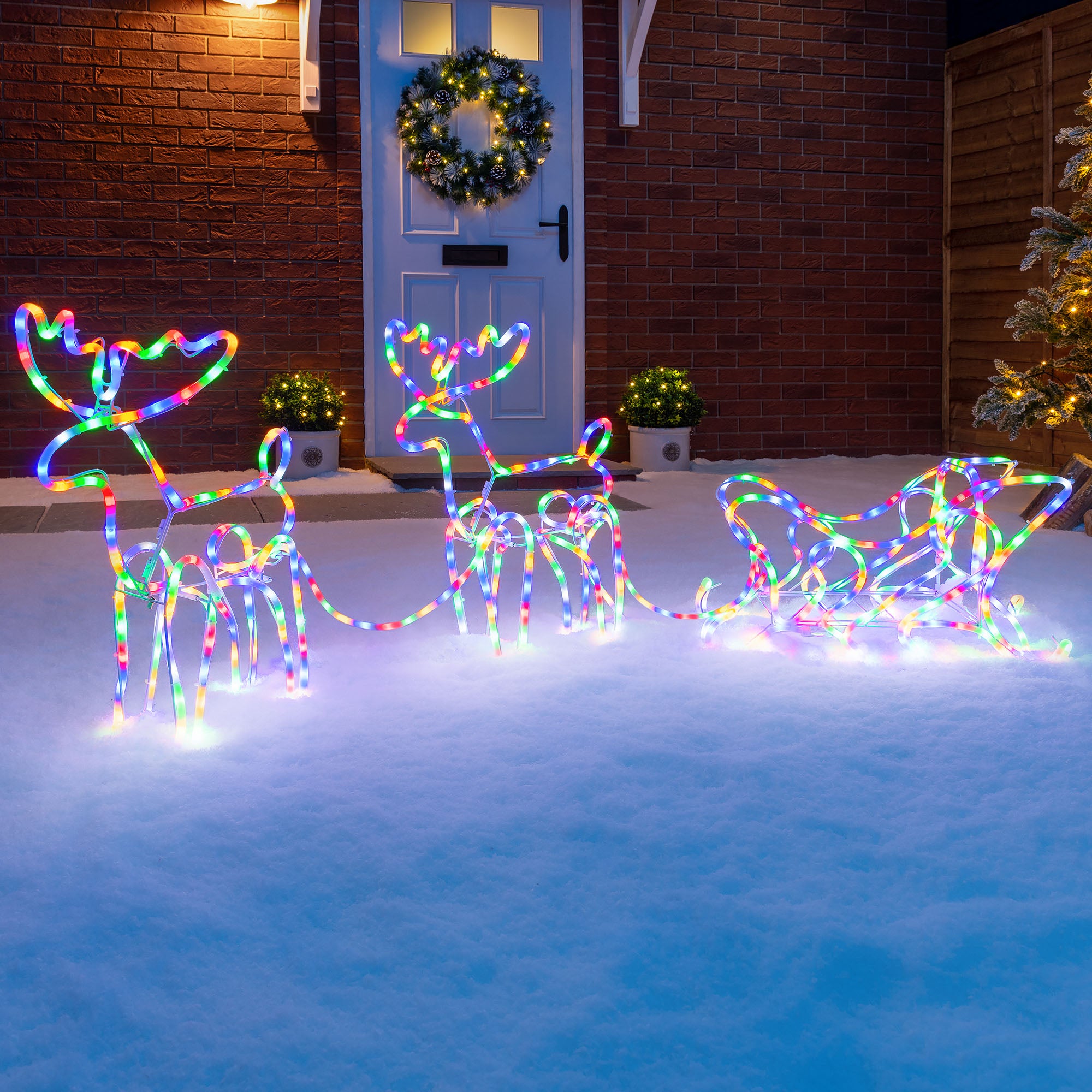 Light Up Sleigh & Reindeer (2.5m)