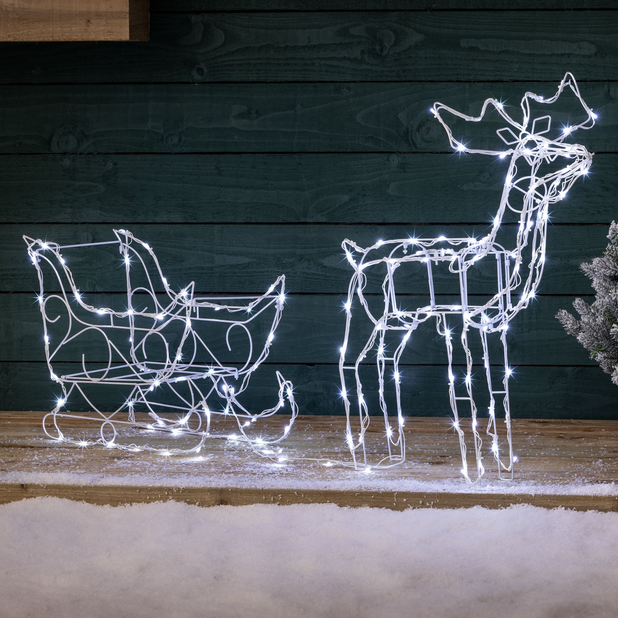 Wire Light Up Reindeer & Sleigh (2m)