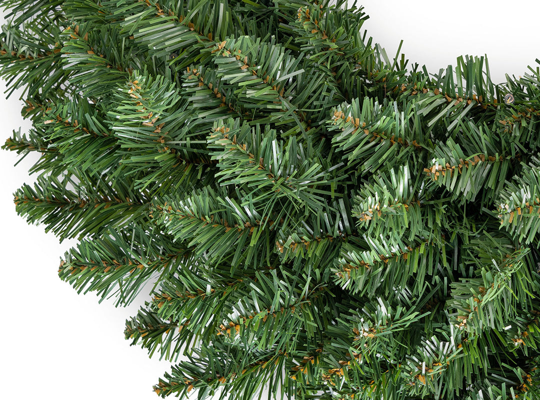 Dual-Tone Spruce Tips