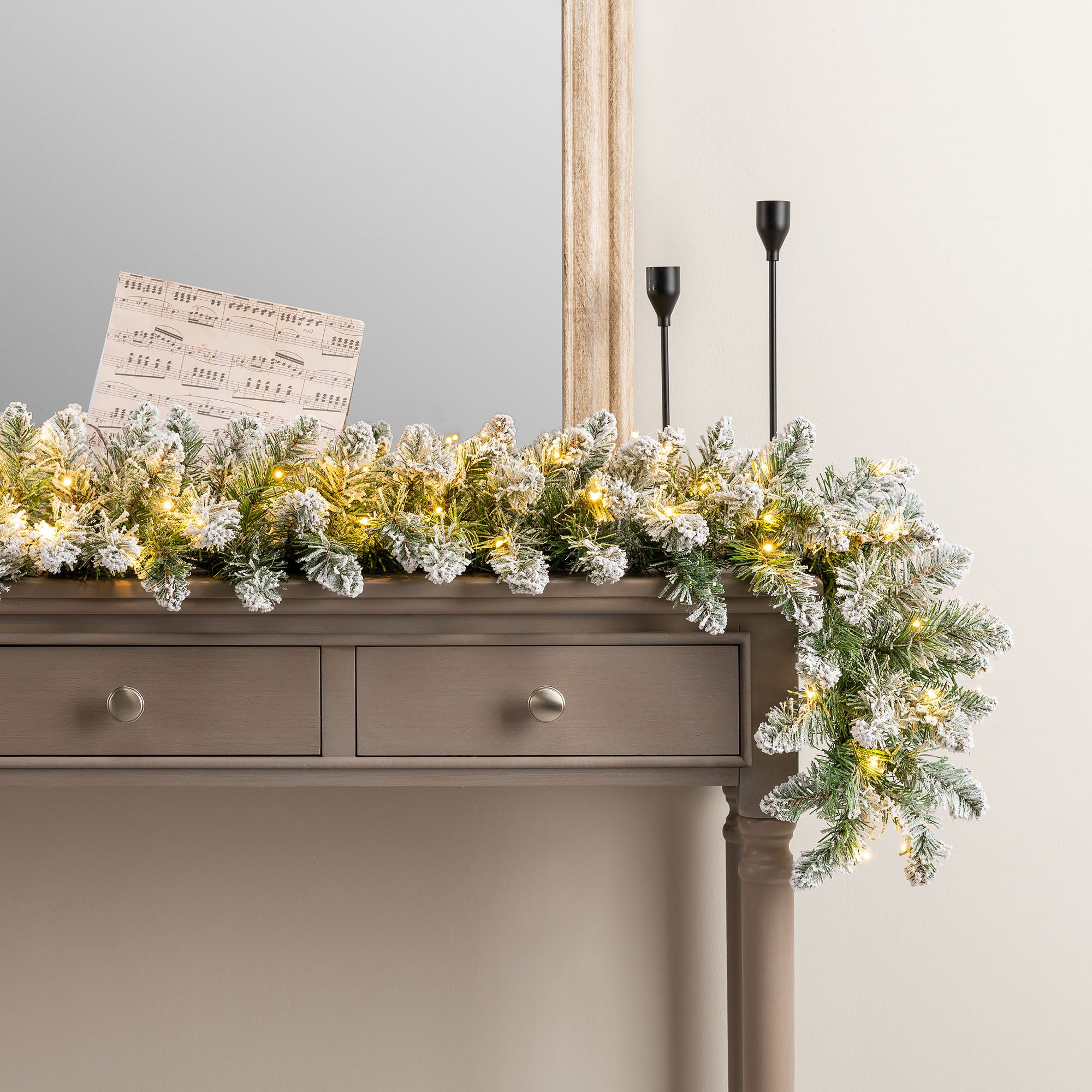 #Lighting Options_Garland with DIY String Lights