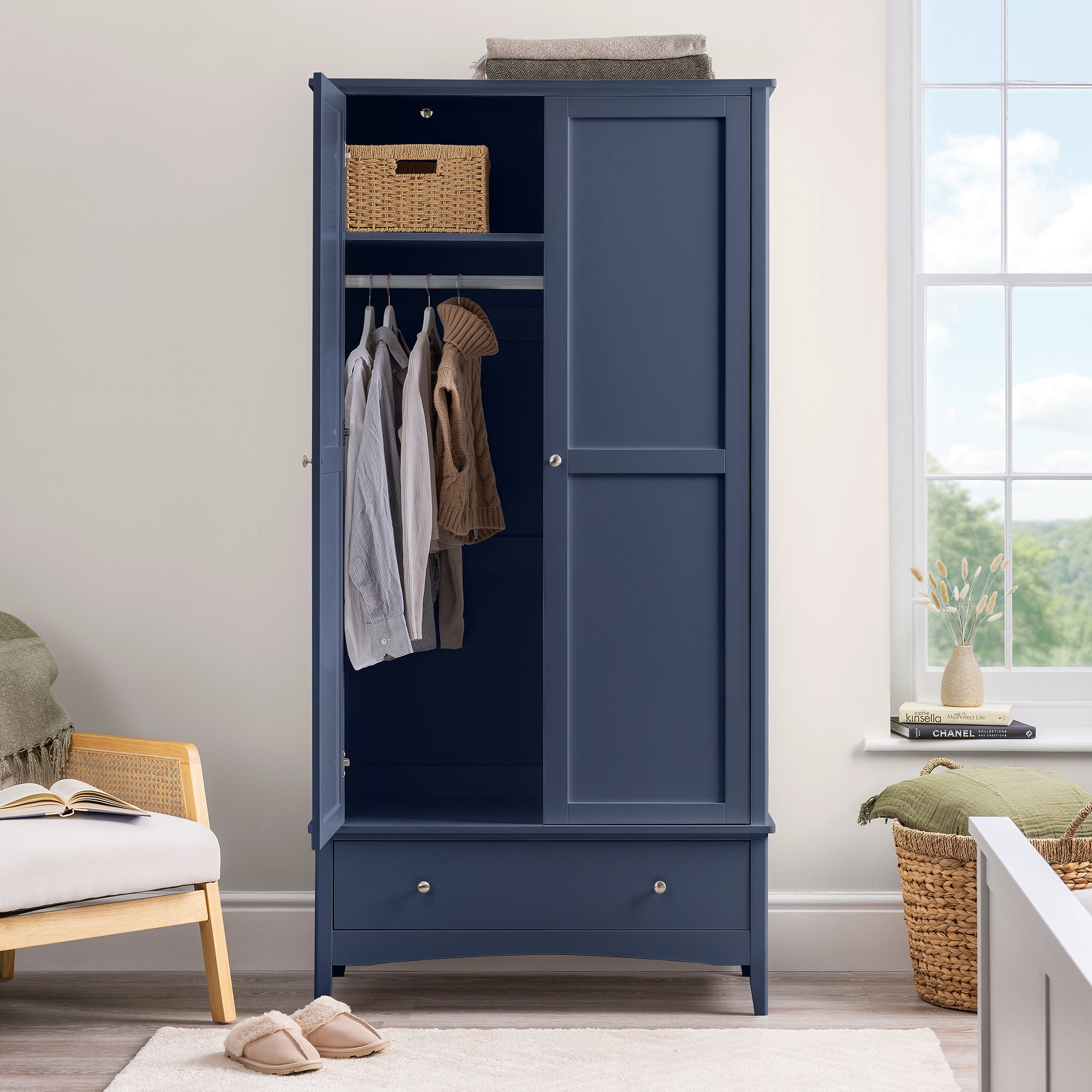 #colour_navy