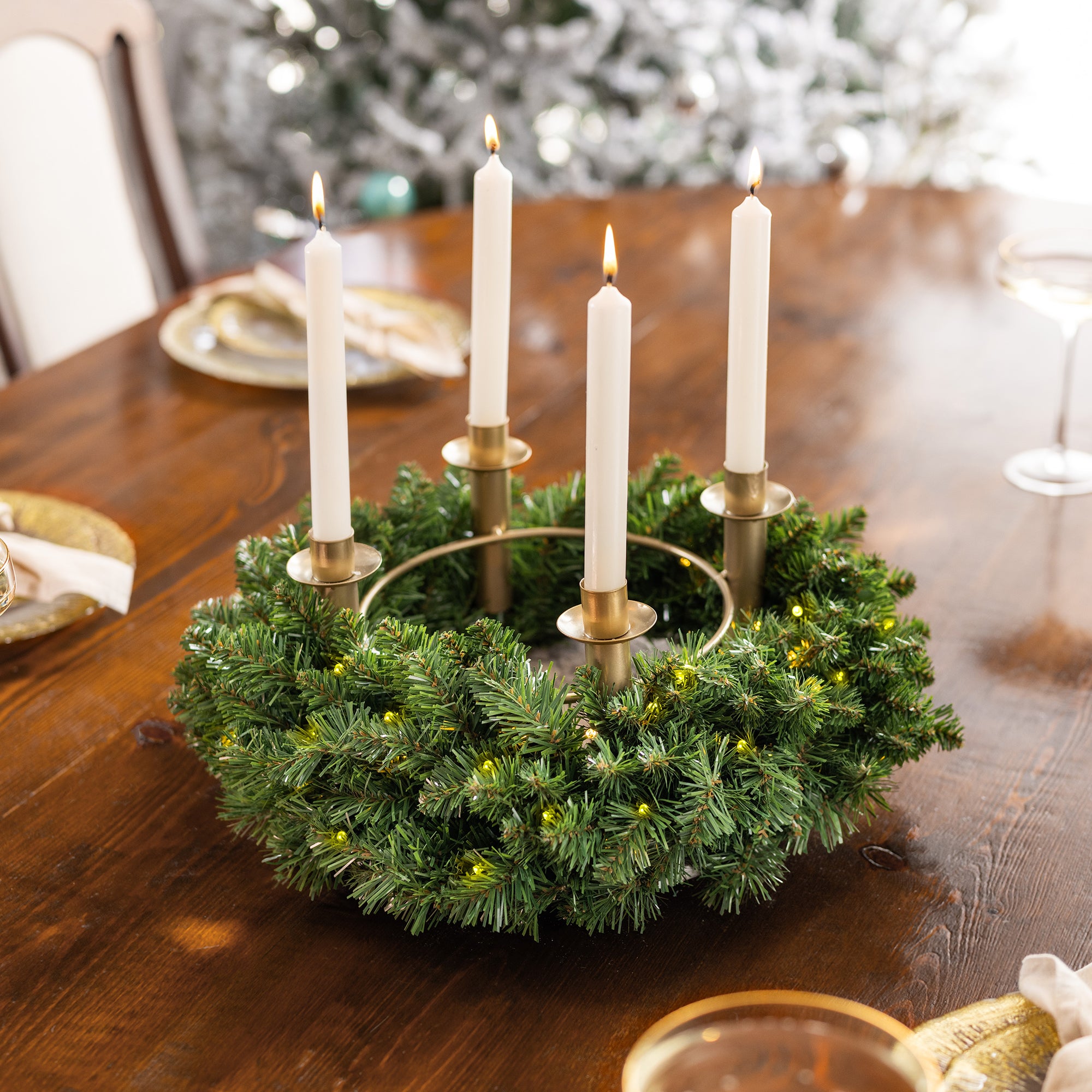 Plain Spruce Pre-Lit Christmas Wreath
