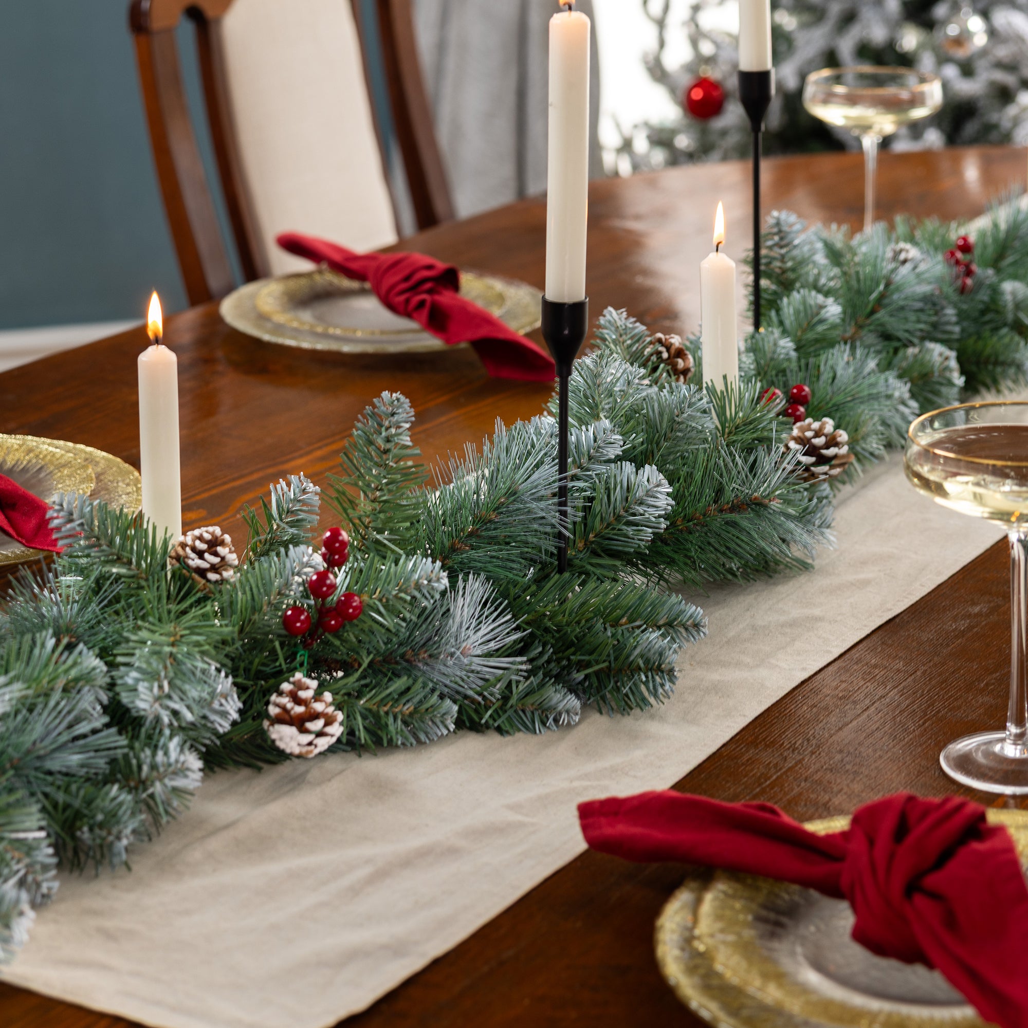 Frosted Berry & Pinecone Pre-Lit Christmas Garland