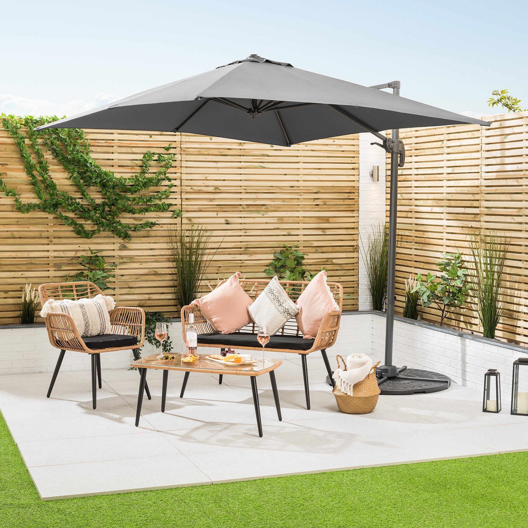 Cantilever Parasol & Base