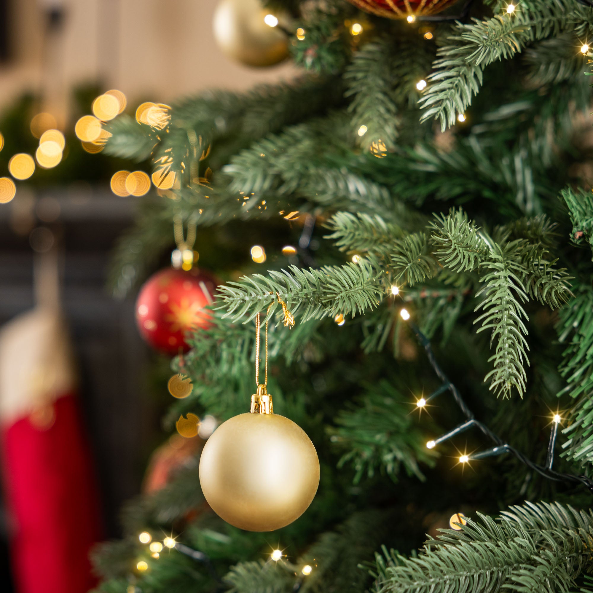 Fraser Fir Artifcial Christmas Tree