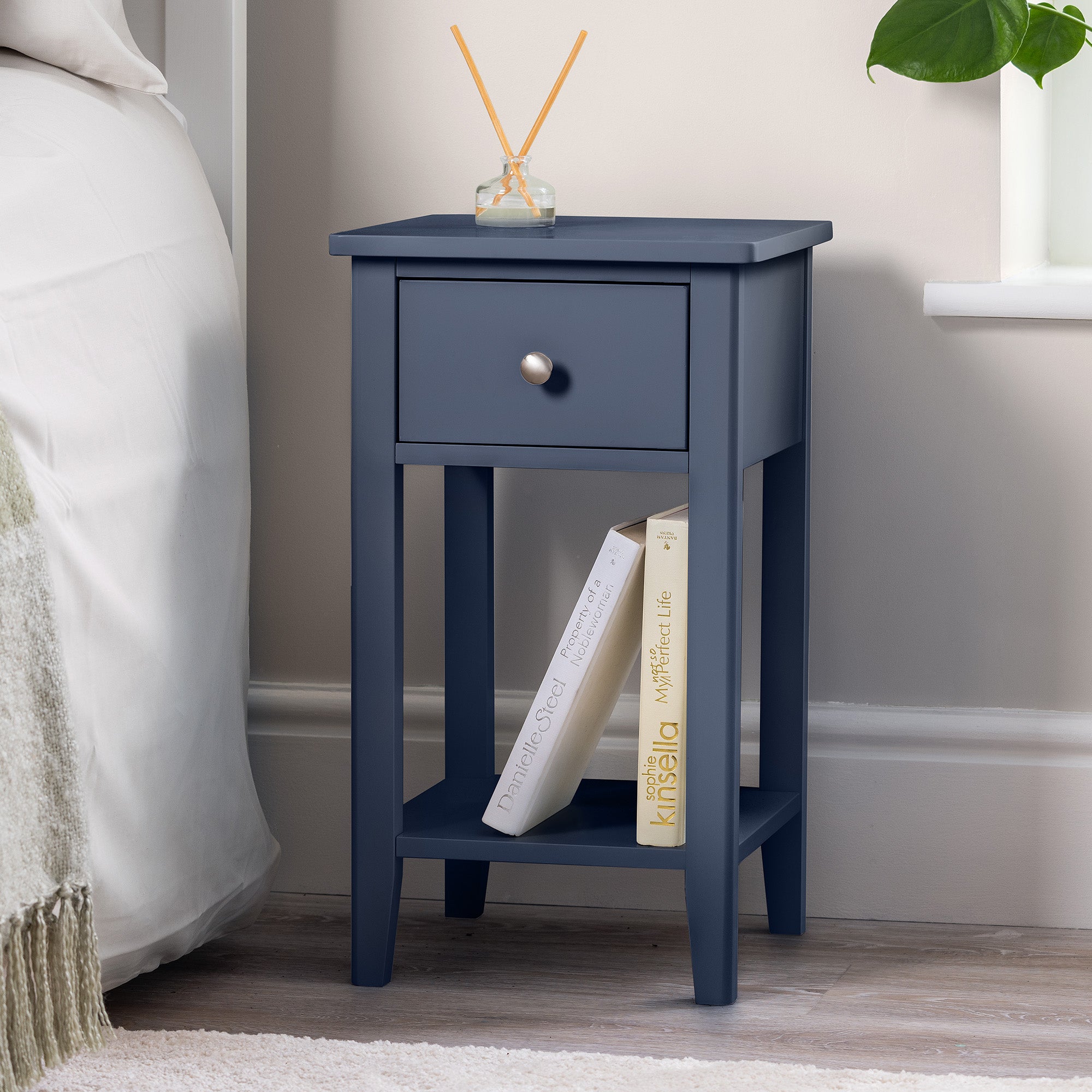 #colour_navy