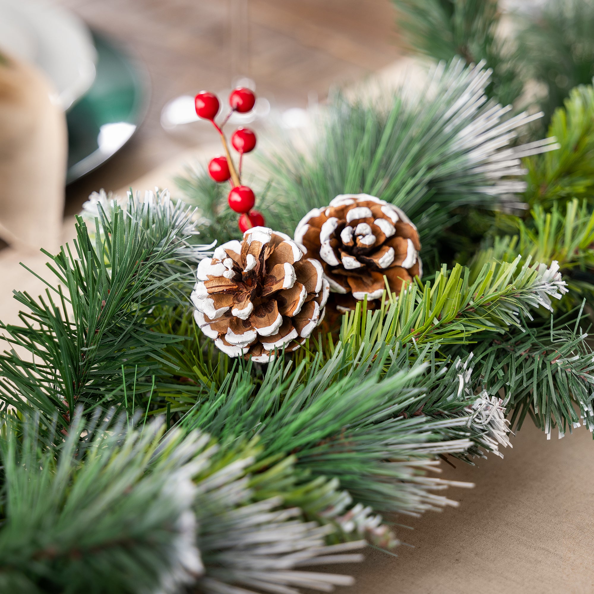 #Lighting Options_Unlit Garland